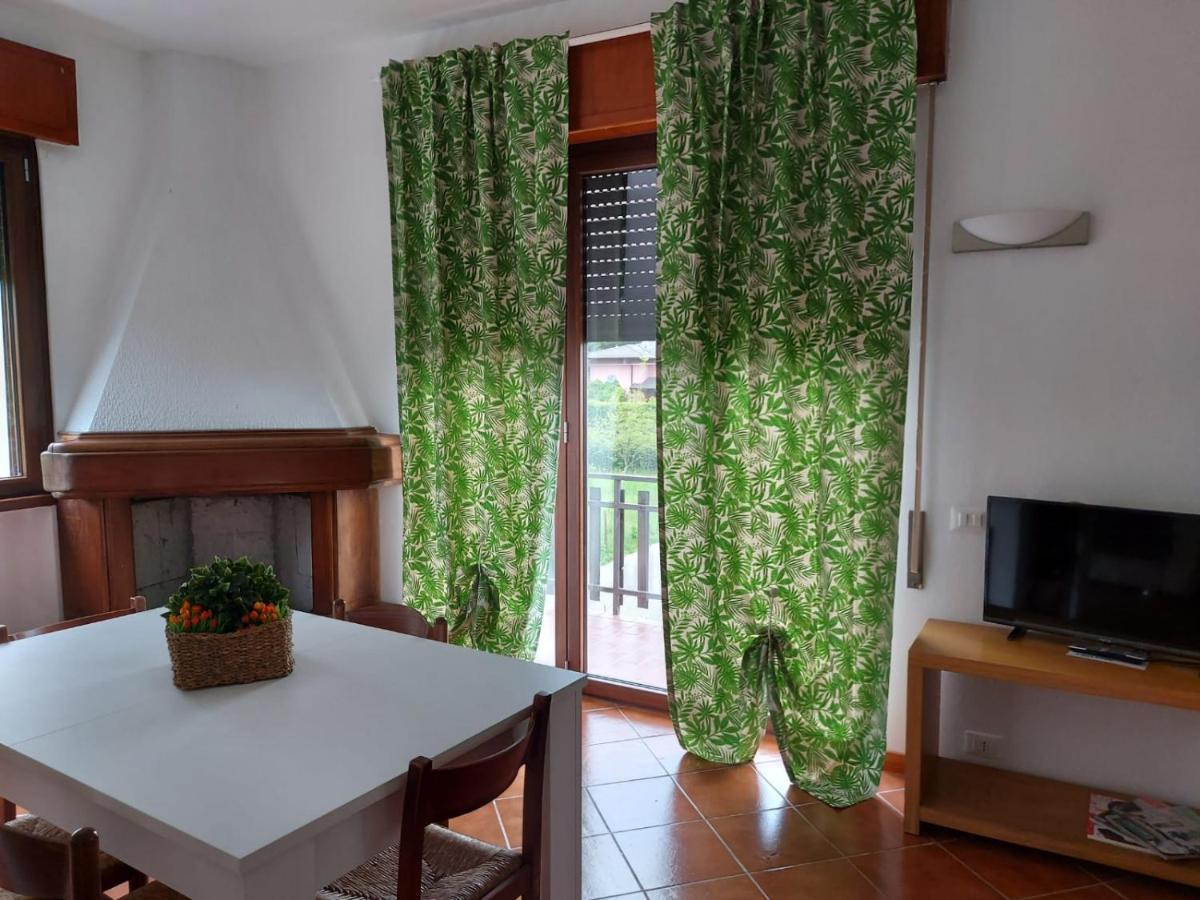 Bnbook Casa Dei Peschi - Lago Di Monate Cadrezzate エクステリア 写真